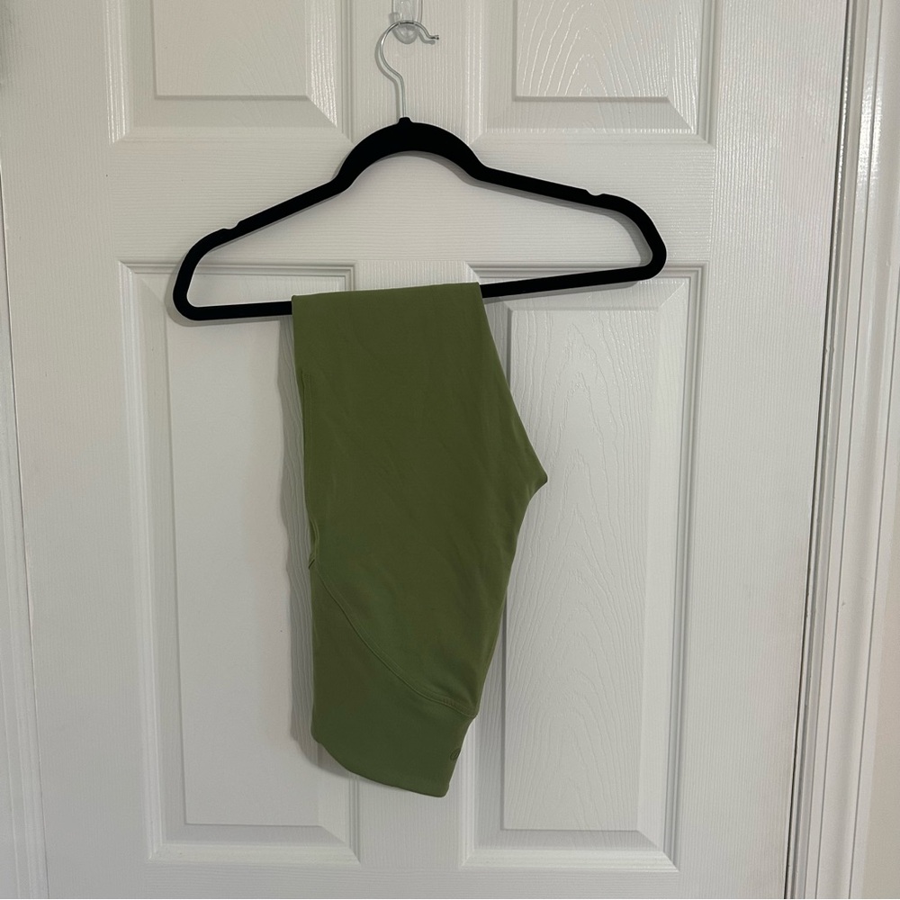 lululemon InStill High-Rise Legging (Olive Green Upper Sculpt Stitch) - Picture 3 of 8